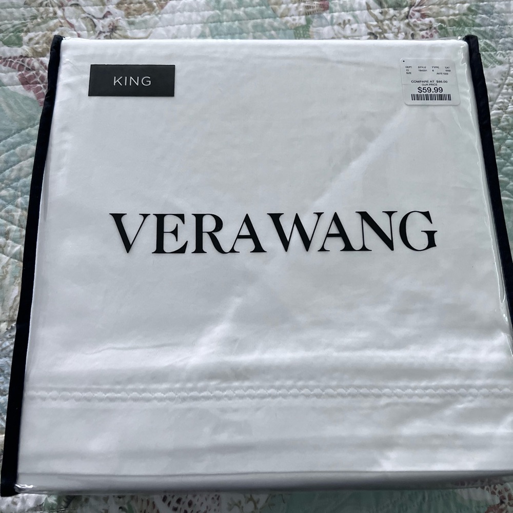 New Vera Wang king sheet set white